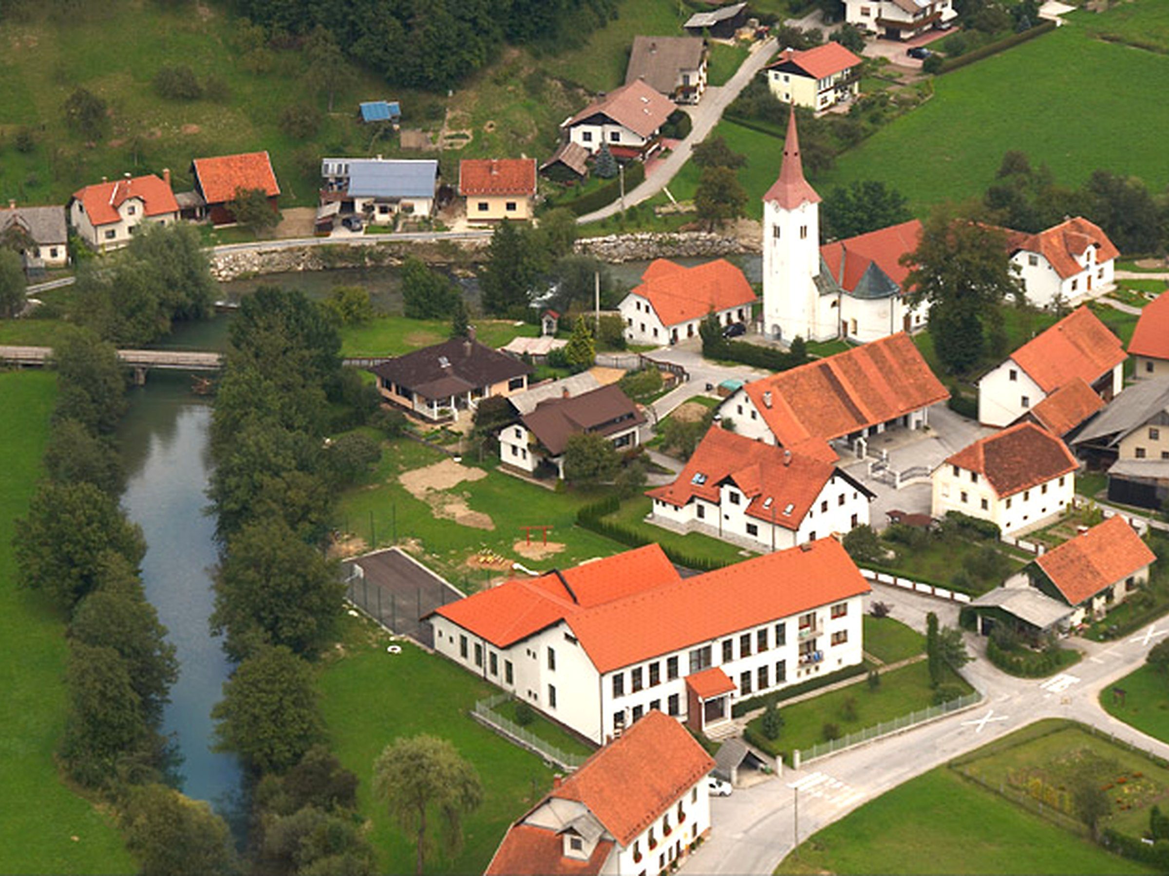 Ribolov na Dreti - revir do sotočja – Občina Nazarje Ogled povečano sliko Ribolov na Dreti - revir do sotočja – Občina Nazarje