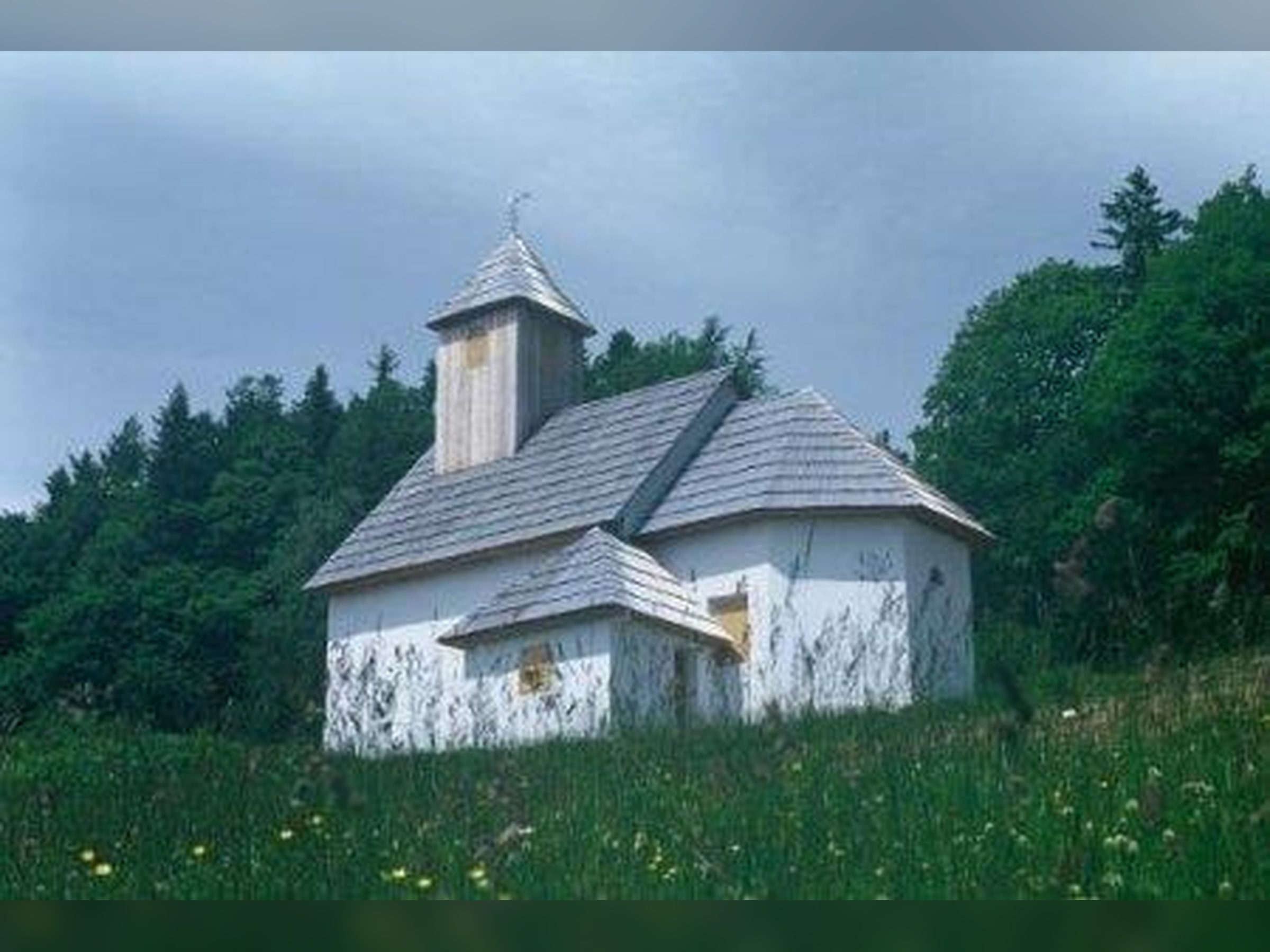 Cerkev sv. Gervazija in Protazija Ogled povečano sliko Cerkev sv. Gervazija in Protazija